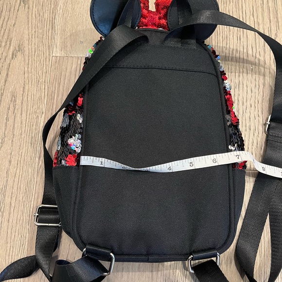Disney sequin mini backpack - Picture 4 of 8
